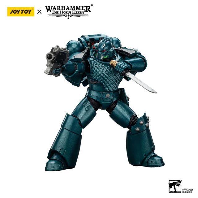 JOYTOY Warhammer The Horus Heresy Alpha Legion Headhunter with Banestrike Combi-Bolter And Power Dagger