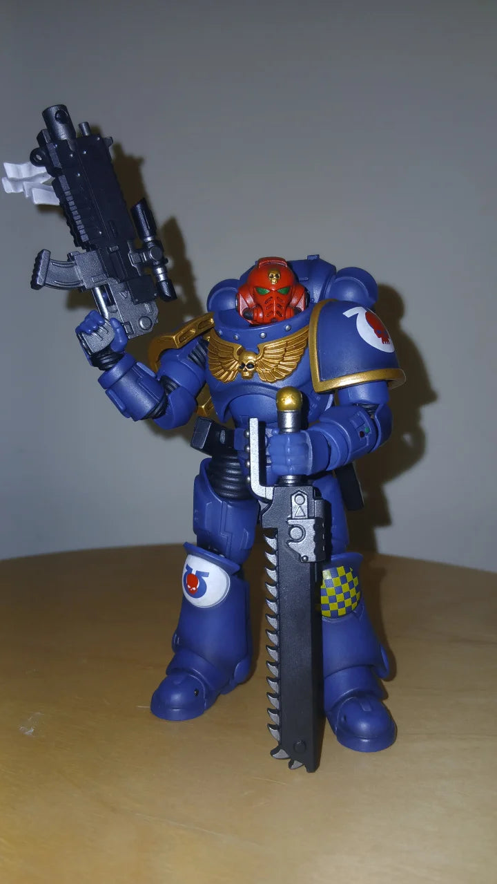 Collector photograph of Ultramarines Sergeant Castor